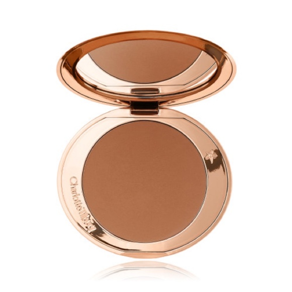 Charlotte Tilbury Airbrush Bronzer- 3 Tan